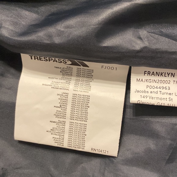 TRESPASS Puffer Man Vest size L color nay blue excellent condition - Picture 9 of 16